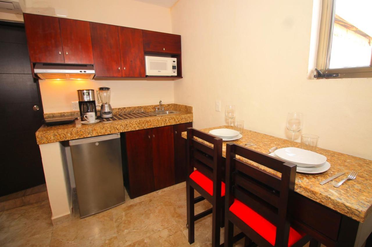 Papagayo Hotel Boutique Playa del Carmen Zewnętrze zdjęcie A small kitchen